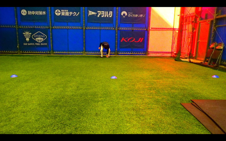 最後は頂点にあるコーンをタッチ