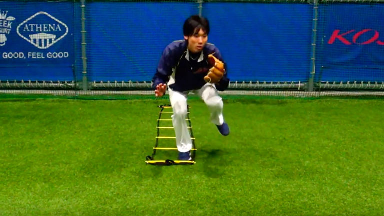 軸足踏み込みラダードリル