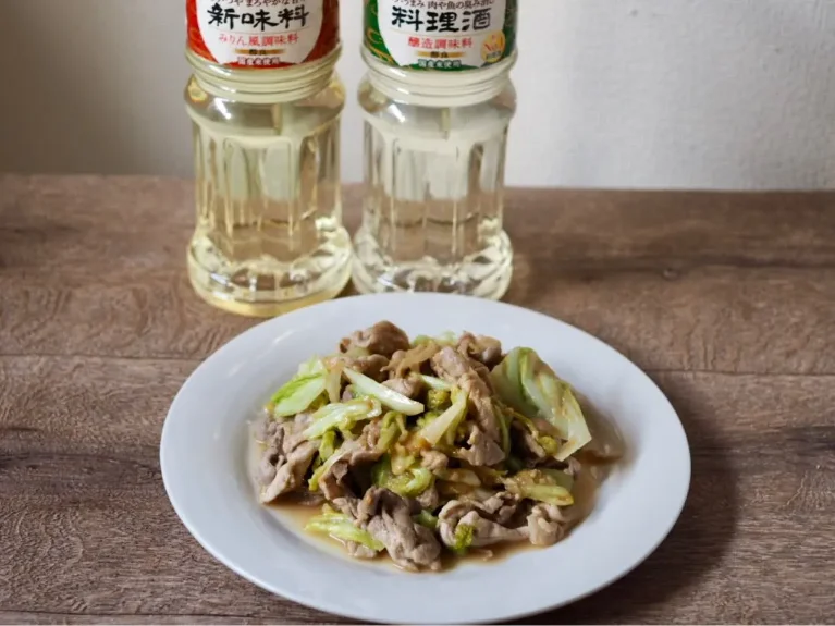 ご飯がすすむ！豚肉とキャベツの味噌炒め