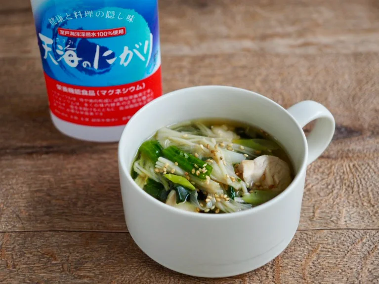 鶏むね肉と長ねぎのしょうが塩スープ
