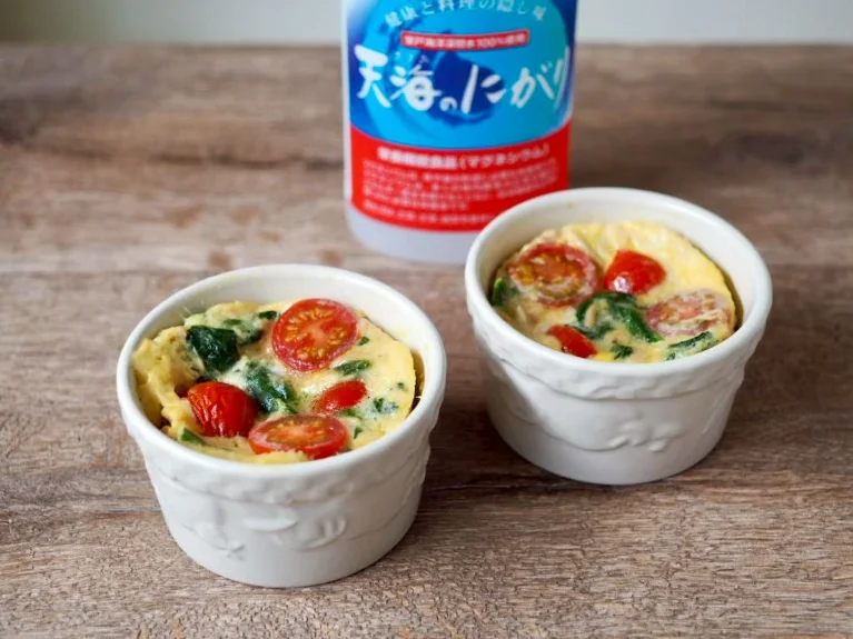 ツナとほうれん草のココットオムレツ