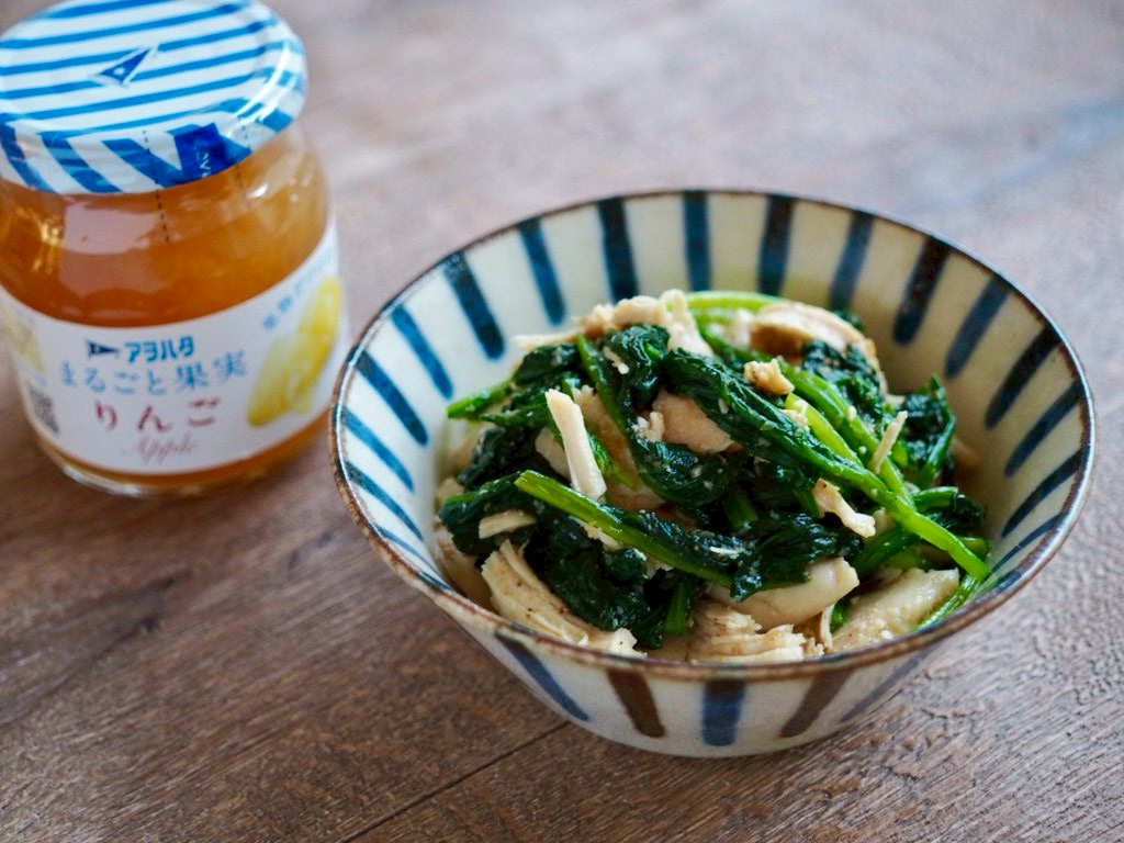 鶏のささみとほうれん草のごま和え