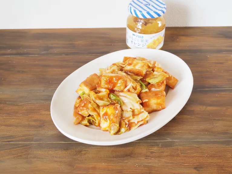 キャベツと厚揚げのケチャップ炒め