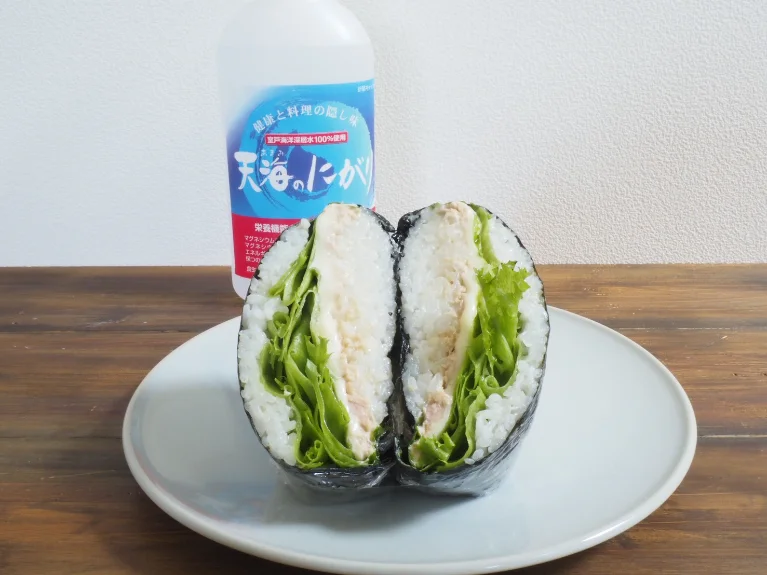 ツナマヨチーズのおにぎらず